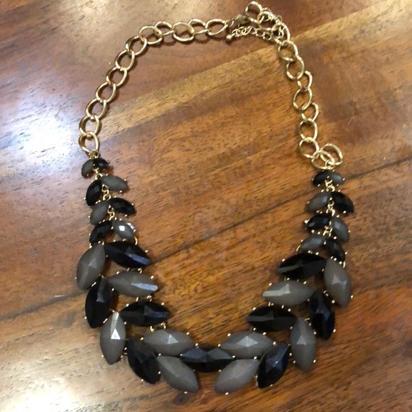 Jewelry - Black and grey leaf necklace